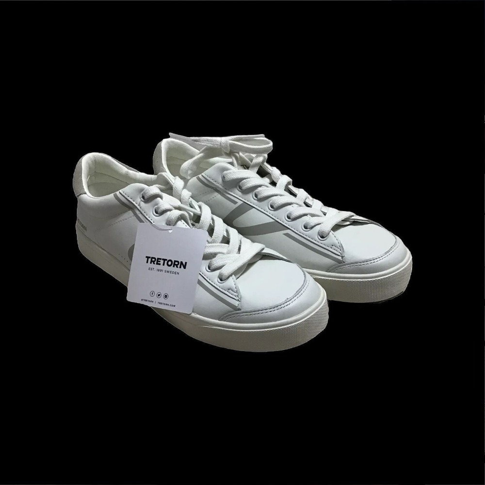 TRETORN Women's Hopper Sneaker New With Tags Leather Upper White Lace Up Size 8M